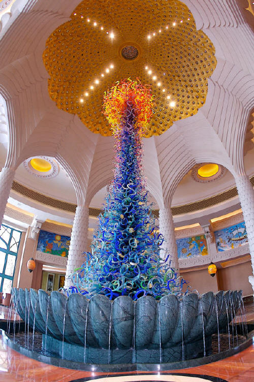 Atlantis Chihuly Glass Sculpture